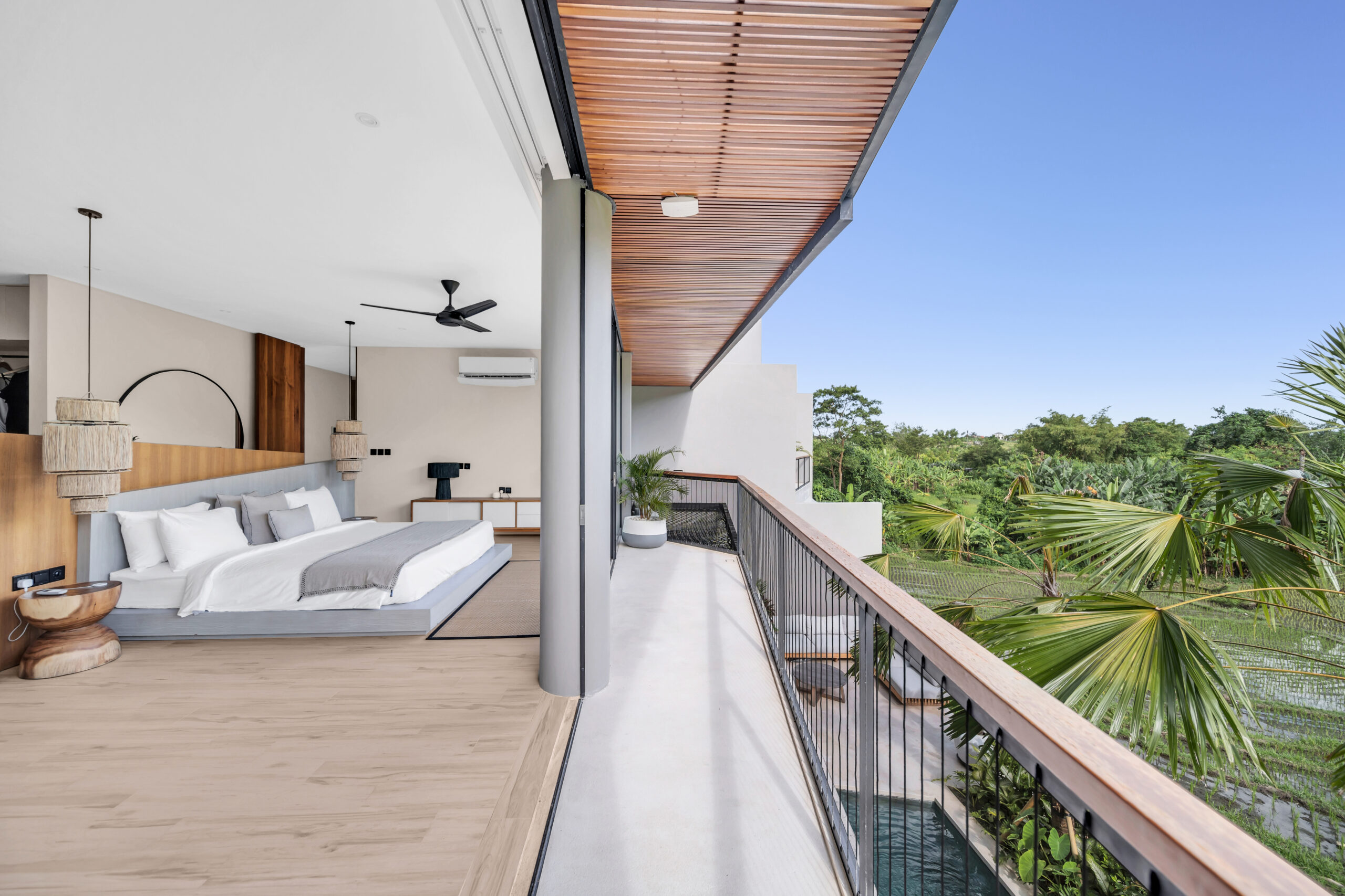 88 East — exterior facade